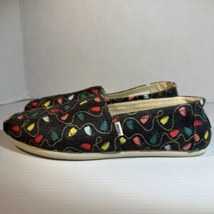 TOMS Belmont Women's Forged Iron Tree Lights Print Holiday Shoe Size 6.5